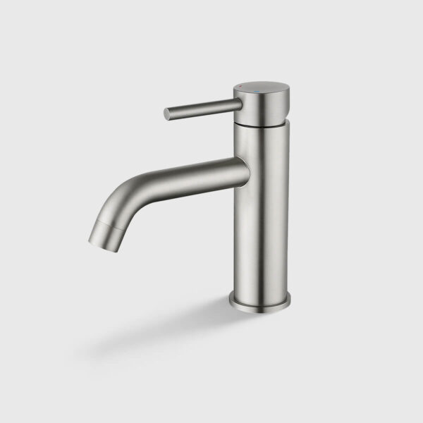 Brushed nickel single handle bathroom sink faucet with curved spout, modern single-hole vanity faucet for contemporary bathrooms