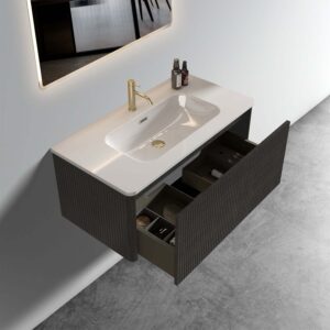 36 inch floating bathroom vanity with white ceramic sink – striped brushed black oak for large modern bathrooms.Pre-assembled design saves installation time and effort • One-piece ceramic sink basin (without drain) for easy cleaning .Curved safety edges for family-friendly use.Striped texture elevates bathroom decor with rich wood grain